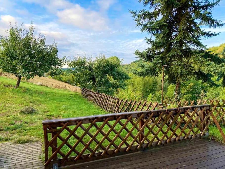Ferienwohnung Niederstetten 外观 照片